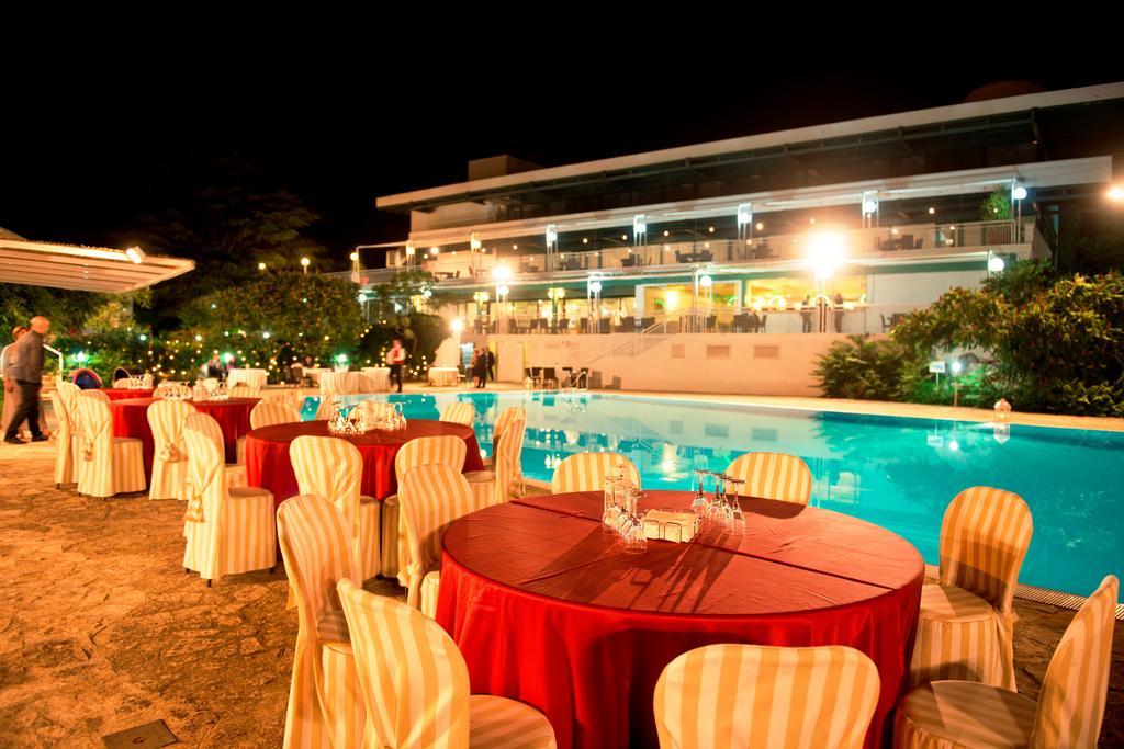 Hotel Sierra Silvana Selva Di Fasano Exterior photo