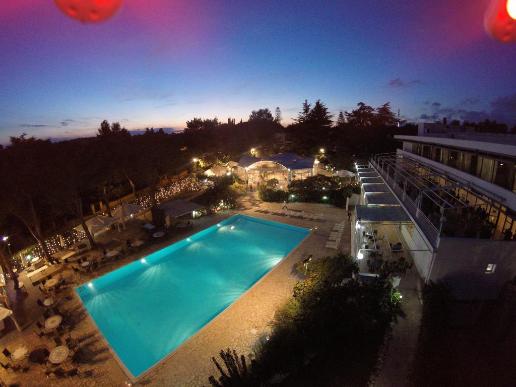 Hotel Sierra Silvana Selva Di Fasano Exterior photo
